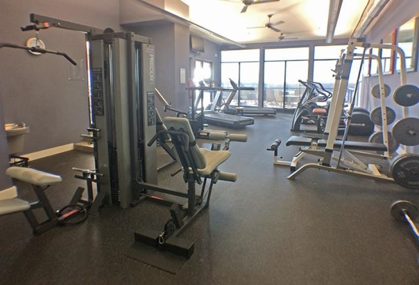 505 TENNESSEE ST, Memphis, Tennessee 38103, 1 Bedroom Bedrooms, 4 Rooms Rooms,1 BathroomBathrooms,Residential,For Sale,TENNESSEE,10210467