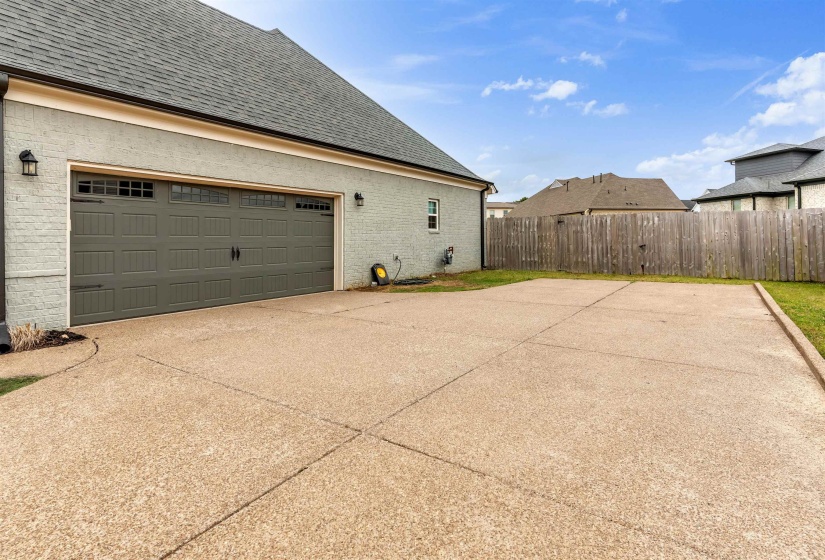75 LAUREL WOOD LN, Oakland, Tennessee 38060, 4 Bedroom Bedrooms, 2 Room Rooms,3 BathroomBathrooms,Residential,For Sale,LAUREL WOOD,0,10221171