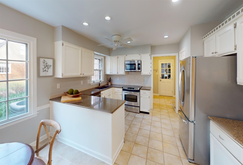 8452 WINTHROP CT, Germantown, Tennessee 38139, 4 Bedrooms Bedrooms, 11 Rooms Rooms,2.1 BathroomsBathrooms,Residential,For Sale,WINTHROP,10221176