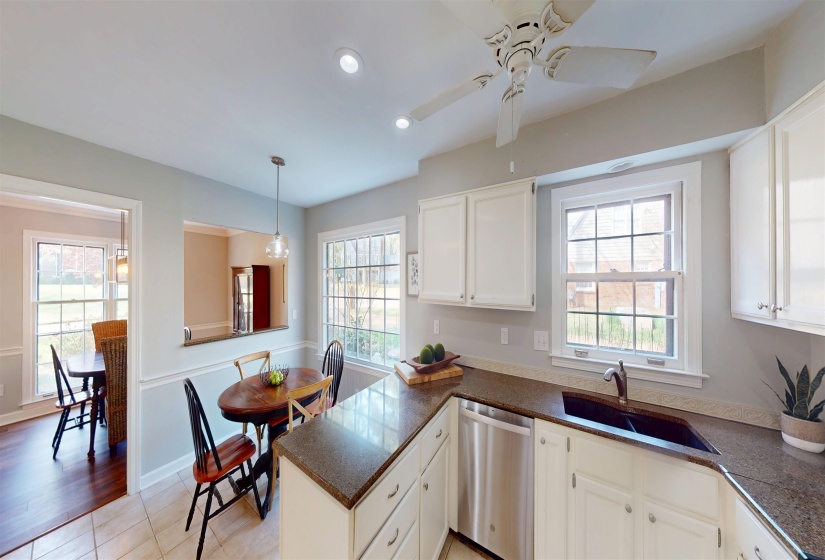 8452 WINTHROP CT, Germantown, Tennessee 38139, 4 Bedrooms Bedrooms, 11 Rooms Rooms,2.1 BathroomsBathrooms,Residential,For Sale,WINTHROP,10221176