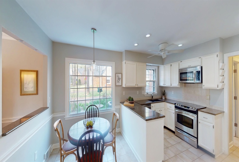 8452 WINTHROP CT, Germantown, Tennessee 38139, 4 Bedrooms Bedrooms, 11 Rooms Rooms,2.1 BathroomsBathrooms,Residential,For Sale,WINTHROP,10221176