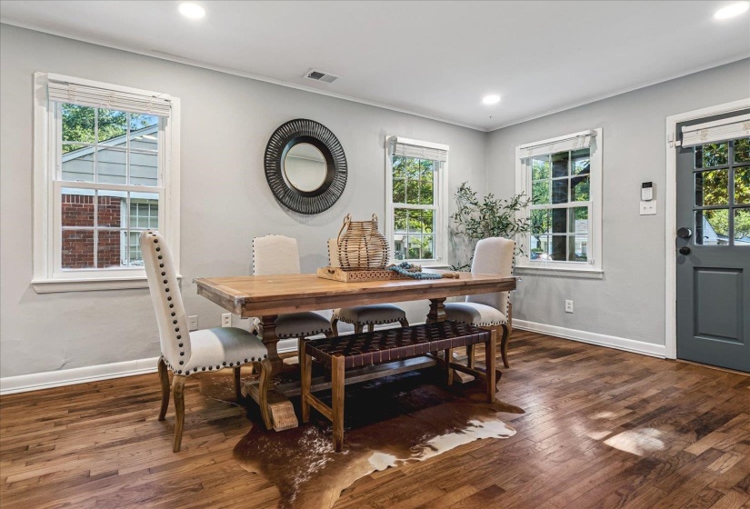 487 LYTLE ST, Memphis, Tennessee 38122, 3 Bedrooms Bedrooms, 6 Rooms Rooms,2 BathroomsBathrooms,Residential,For Sale,LYTLE,10220836