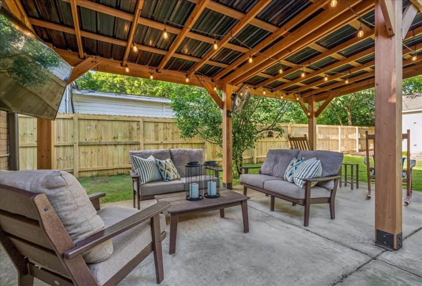 487 LYTLE ST, Memphis, Tennessee 38122, 3 Bedrooms Bedrooms, 6 Rooms Rooms,2 BathroomsBathrooms,Residential,For Sale,LYTLE,10220836