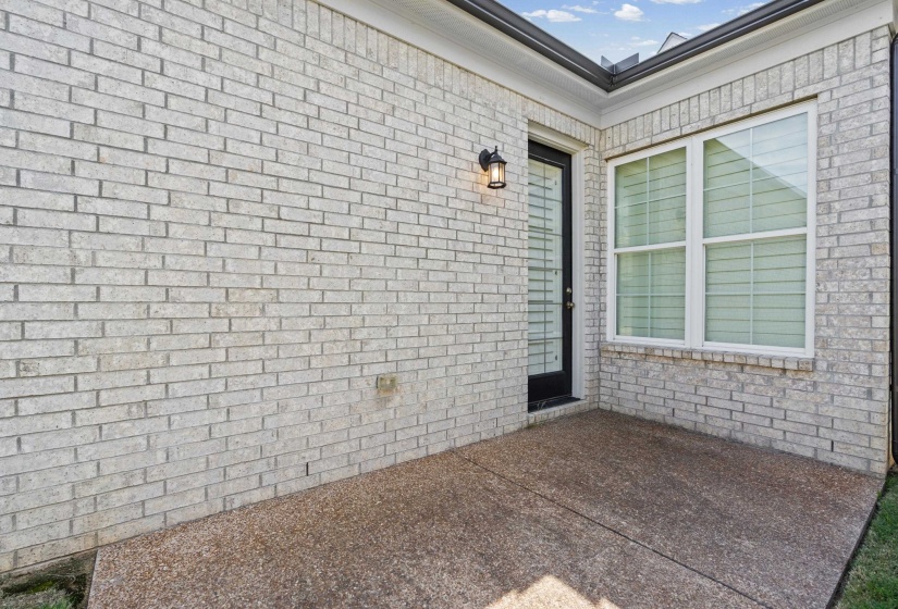390 CHEROKEE CIR, Oakland, Tennessee 38060, 4 Bedroom Bedrooms, 6 Room Rooms,2 BathroomBathrooms,Residential,For Sale,CHEROKEE,0,10221147
