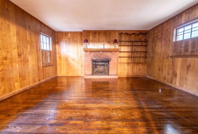 4265 TUTWILER AVE, Memphis, Tennessee 38122, 2 Bedroom Bedrooms, 2 Room Rooms,2 BathroomBathrooms,Residential,For Sale,TUTWILER,0,10221148