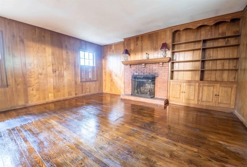 4265 TUTWILER AVE, Memphis, Tennessee 38122, 2 Bedroom Bedrooms, 2 Room Rooms,2 BathroomBathrooms,Residential,For Sale,TUTWILER,0,10221148