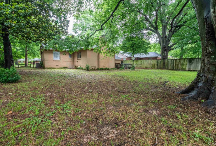 4265 TUTWILER AVE, Memphis, Tennessee 38122, 2 Bedroom Bedrooms, 2 Room Rooms,2 BathroomBathrooms,Residential,For Sale,TUTWILER,0,10221148