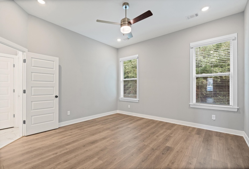 9926 DELPHINIUM DR, Cordova, Tennessee 38018, 3 Bedroom Bedrooms, 11 Room Rooms,2 BathroomBathrooms,Residential,For Sale,DELPHINIUM,0,10221149