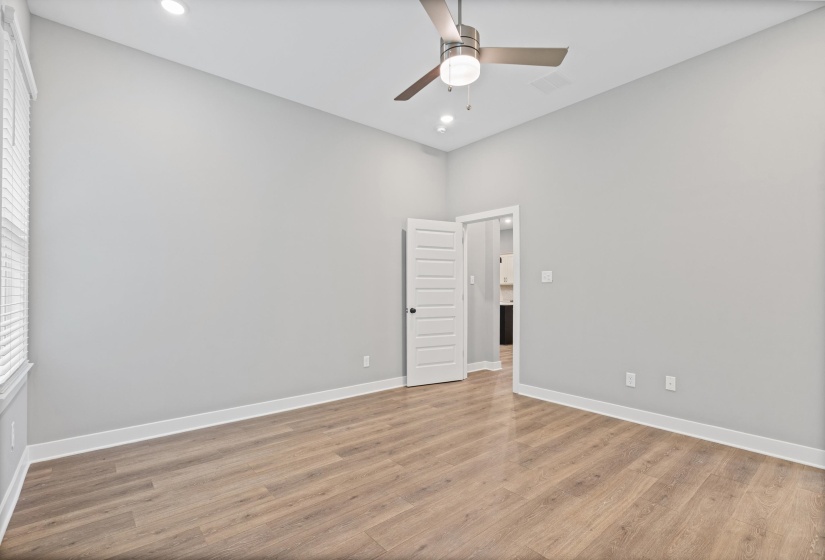 9926 DELPHINIUM DR, Cordova, Tennessee 38018, 3 Bedroom Bedrooms, 11 Room Rooms,2 BathroomBathrooms,Residential,For Sale,DELPHINIUM,0,10221149