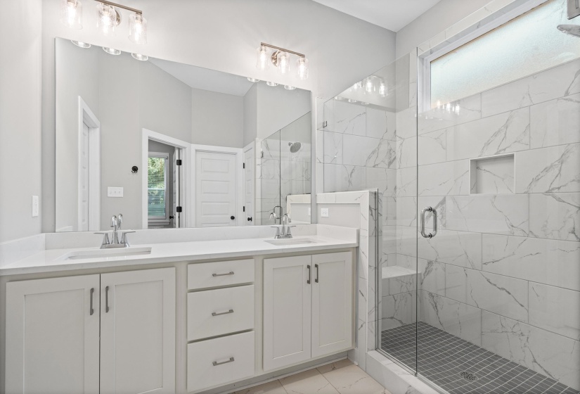 9926 DELPHINIUM DR, Cordova, Tennessee 38018, 3 Bedroom Bedrooms, 11 Room Rooms,2 BathroomBathrooms,Residential,For Sale,DELPHINIUM,0,10221149