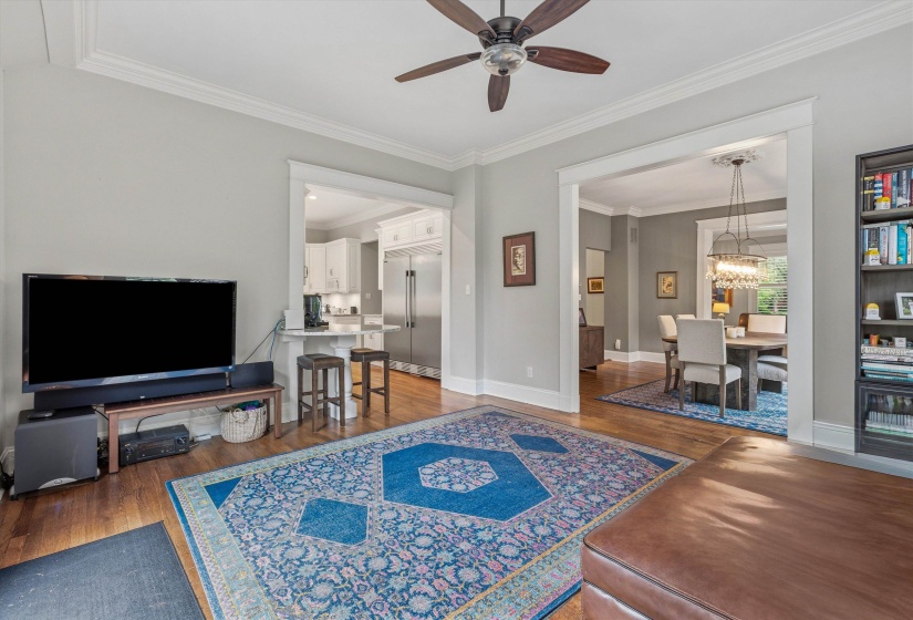 341 STONEWALL ST, Memphis, Tennessee 38112, 4 Bedrooms Bedrooms, 8 Rooms Rooms,3.1 BathroomsBathrooms,Residential,For Sale,STONEWALL,10221152