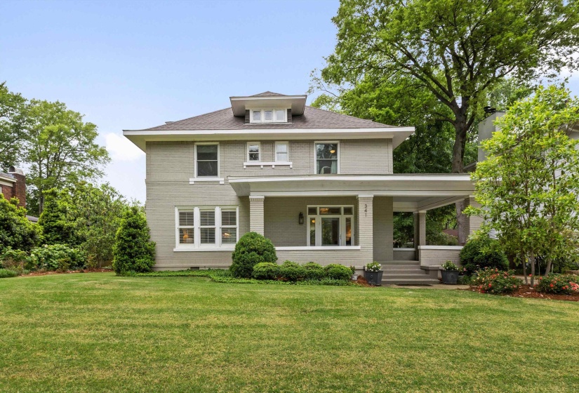 341 STONEWALL ST, Memphis, Tennessee 38112, 4 Bedrooms Bedrooms, 8 Rooms Rooms,3.1 BathroomsBathrooms,Residential,For Sale,STONEWALL,10221152