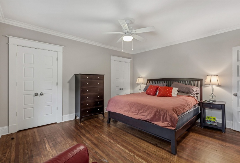 341 STONEWALL ST, Memphis, Tennessee 38112, 4 Bedrooms Bedrooms, 8 Rooms Rooms,3.1 BathroomsBathrooms,Residential,For Sale,STONEWALL,10221152