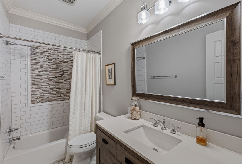 341 STONEWALL ST, Memphis, Tennessee 38112, 4 Bedrooms Bedrooms, 8 Rooms Rooms,3.1 BathroomsBathrooms,Residential,For Sale,STONEWALL,10221152