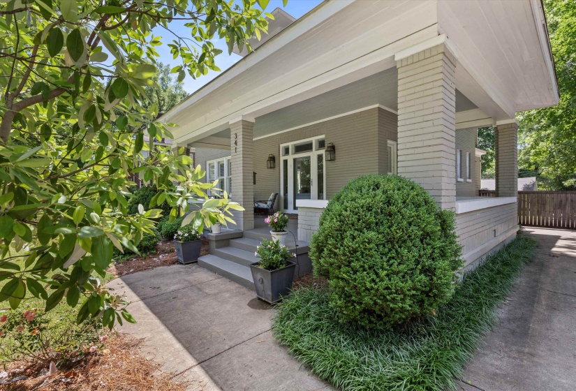 341 STONEWALL ST, Memphis, Tennessee 38112, 4 Bedrooms Bedrooms, 8 Rooms Rooms,3.1 BathroomsBathrooms,Residential,For Sale,STONEWALL,10221152