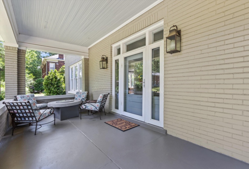 341 STONEWALL ST, Memphis, Tennessee 38112, 4 Bedrooms Bedrooms, 8 Rooms Rooms,3.1 BathroomsBathrooms,Residential,For Sale,STONEWALL,10221152
