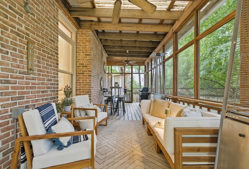 3557 GALLOWAY DR, Memphis, Tennessee 38111, 4 Bedrooms Bedrooms, 10 Rooms Rooms,3.1 BathroomsBathrooms,Residential,For Sale,GALLOWAY,10221156
