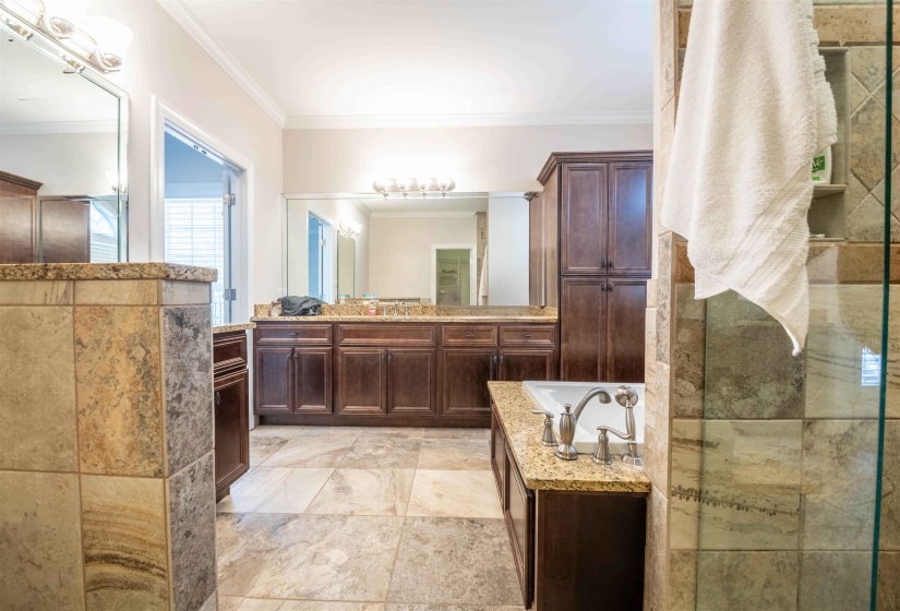 7365 OSBORN MEADOWS DR, Arlington, Tennessee 38002, 5 Bedrooms Bedrooms, 12 Rooms Rooms,3.1 BathroomsBathrooms,Residential,For Sale,OSBORN MEADOWS,10221181