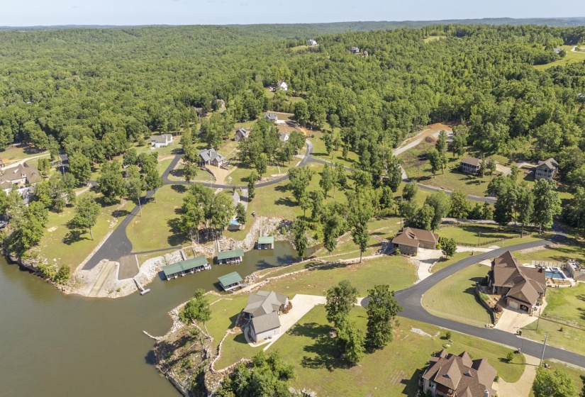 202 RIVERBEND LN, Bath Springs, Tennessee 38311, 4 Bedroom Bedrooms, 12 Room Rooms,3 BathroomBathrooms,Residential,For Sale,RIVERBEND,0,10221189