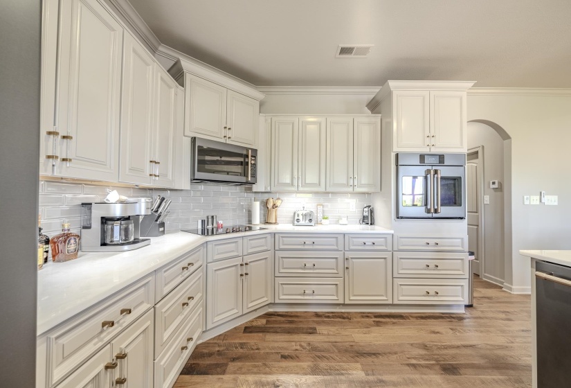 202 RIVERBEND LN, Bath Springs, Tennessee 38311, 4 Bedroom Bedrooms, 12 Room Rooms,3 BathroomBathrooms,Residential,For Sale,RIVERBEND,0,10221189