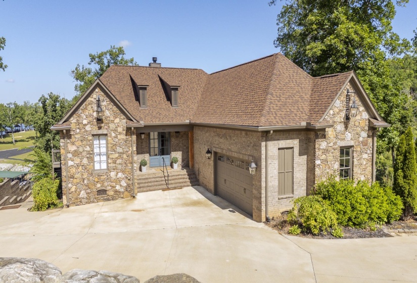 202 RIVERBEND LN, Bath Springs, Tennessee 38311, 4 Bedroom Bedrooms, 12 Room Rooms,3 BathroomBathrooms,Residential,For Sale,RIVERBEND,0,10221189