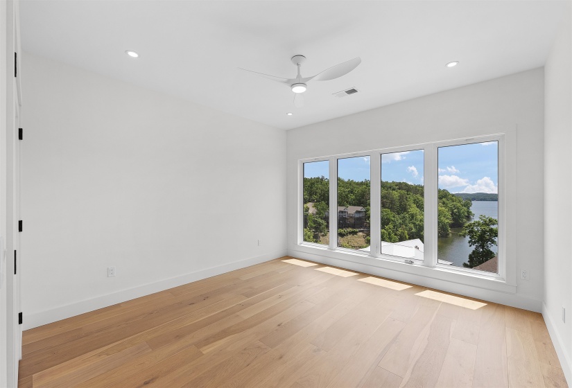 160 CARIBE ROYALE PT, Savannah, Tennessee 38372, 5 Bedrooms Bedrooms, 7 Rooms Rooms,4.1 BathroomsBathrooms,Residential,For Sale,CARIBE ROYALE,10221204
