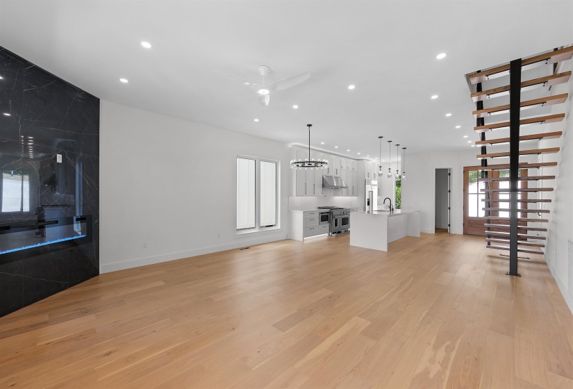 160 CARIBE ROYALE PT, Savannah, Tennessee 38372, 5 Bedrooms Bedrooms, 7 Rooms Rooms,4.1 BathroomsBathrooms,Residential,For Sale,CARIBE ROYALE,10221204