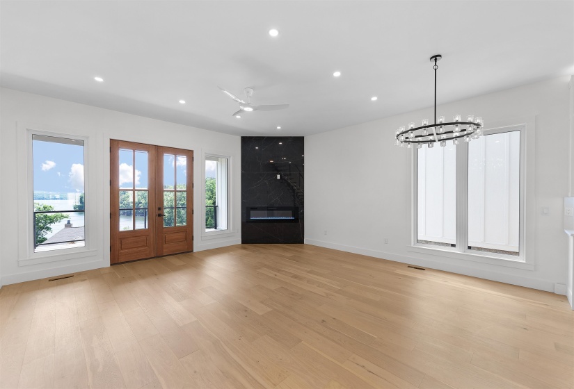 160 CARIBE ROYALE PT, Savannah, Tennessee 38372, 5 Bedrooms Bedrooms, 7 Rooms Rooms,4.1 BathroomsBathrooms,Residential,For Sale,CARIBE ROYALE,10221204