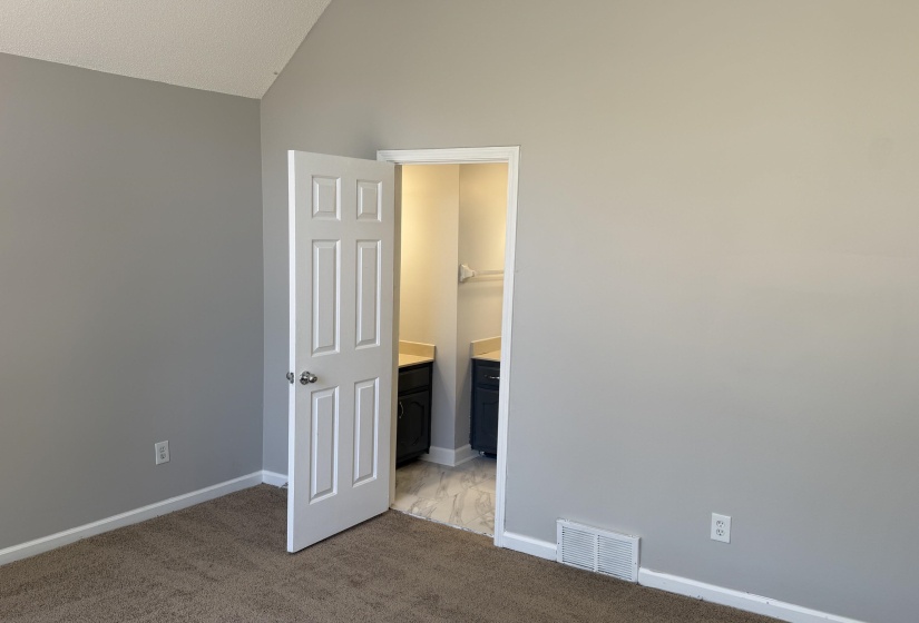 1841 BLACK BEAR CIR, Memphis, Tennessee 38016, 3 Bedroom Bedrooms, 6 Room Rooms,2.1 BathroomBathrooms,Residential,For Sale,BLACK BEAR,0,10221208