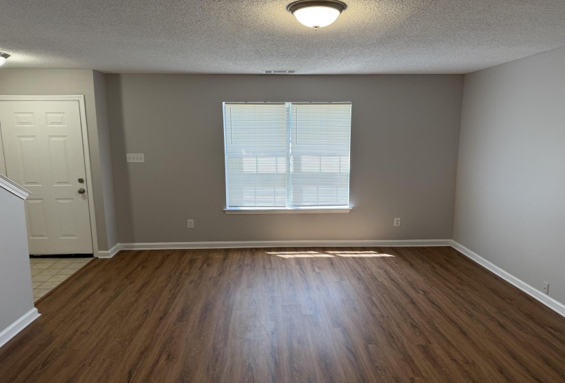 1841 BLACK BEAR CIR, Memphis, Tennessee 38016, 3 Bedroom Bedrooms, 6 Room Rooms,2.1 BathroomBathrooms,Residential,For Sale,BLACK BEAR,0,10221208