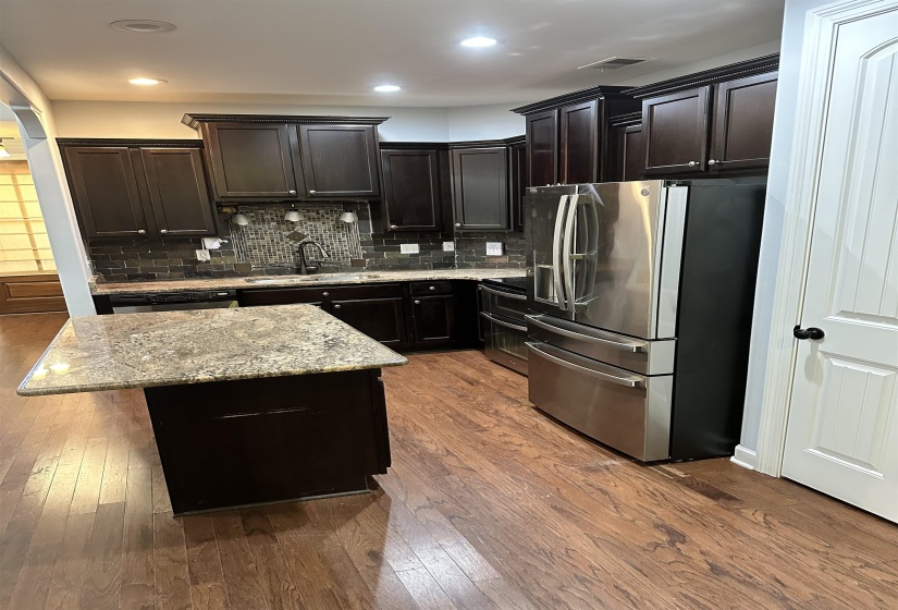 7303 WINTERBROOK LN, Memphis, Tennessee 38018, 3 Bedroom Bedrooms, 7 Room Rooms,3 BathroomBathrooms,Residential,For Sale,WINTERBROOK,0,10221210