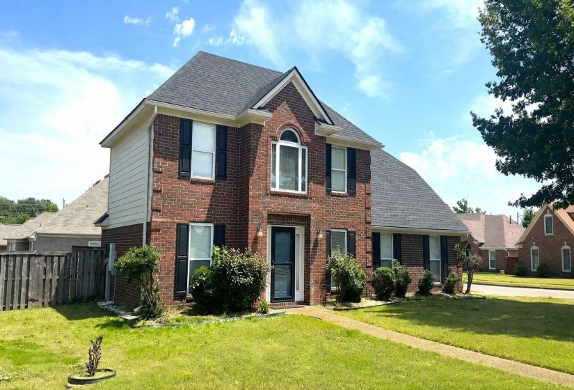 1868 HELMSLEY CV, Unincorporated, Tennessee 38016, 4 Bedrooms Bedrooms, 7 Rooms Rooms,2.1 BathroomsBathrooms,Residential,For Sale,HELMSLEY,10210855