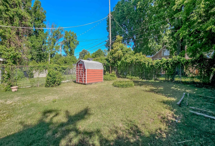 1794 GLENVIEW AVE, Memphis, Tennessee 38114, 3 Bedrooms Bedrooms, 6 Rooms Rooms,2 BathroomsBathrooms,Residential,For Sale,GLENVIEW,10221215