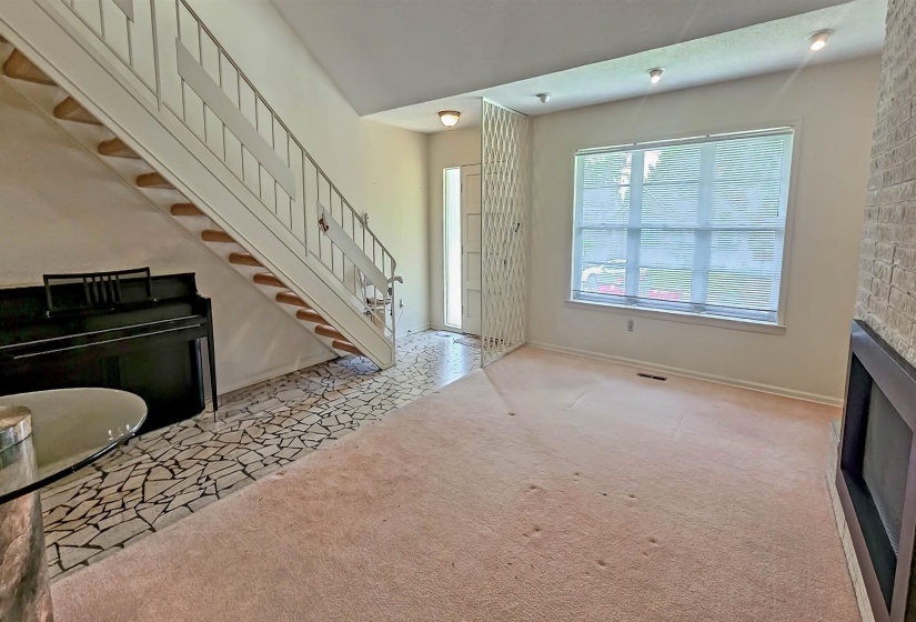 1794 GLENVIEW AVE, Memphis, Tennessee 38114, 3 Bedrooms Bedrooms, 6 Rooms Rooms,2 BathroomsBathrooms,Residential,For Sale,GLENVIEW,10221215