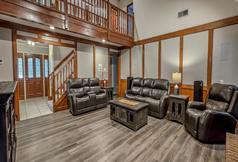 3223 WOLSTENHOLME DR, Bartlett, Tennessee 38133, 4 Bedrooms Bedrooms, 8 Rooms Rooms,3.1 BathroomsBathrooms,Residential,For Sale,WOLSTENHOLME,10221216