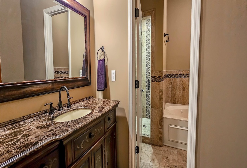 3223 WOLSTENHOLME DR, Bartlett, Tennessee 38133, 4 Bedrooms Bedrooms, 8 Rooms Rooms,3.1 BathroomsBathrooms,Residential,For Sale,WOLSTENHOLME,10221216