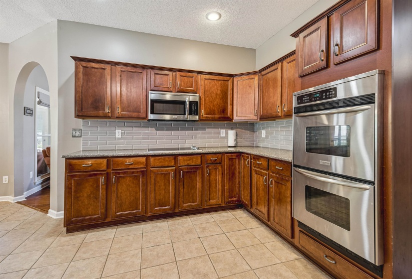 12215 CHAPEL MEADOW LN, Arlington, Tennessee 38002, 4 Bedrooms Bedrooms, 10 Rooms Rooms,2.1 BathroomsBathrooms,Residential,For Sale,CHAPEL MEADOW,10221217