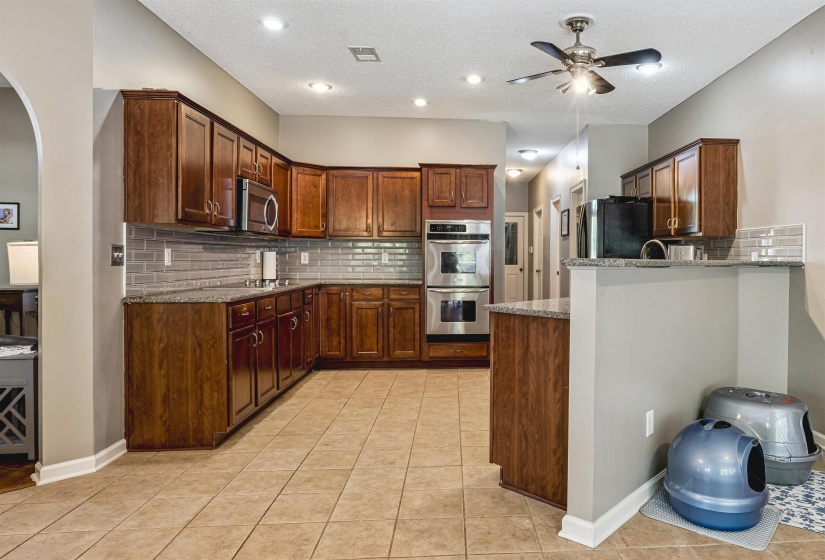 12215 CHAPEL MEADOW LN, Arlington, Tennessee 38002, 4 Bedrooms Bedrooms, 10 Rooms Rooms,2.1 BathroomsBathrooms,Residential,For Sale,CHAPEL MEADOW,10221217