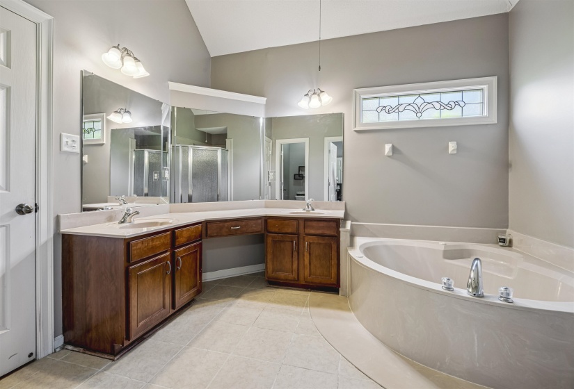 12215 CHAPEL MEADOW LN, Arlington, Tennessee 38002, 4 Bedrooms Bedrooms, 10 Rooms Rooms,2.1 BathroomsBathrooms,Residential,For Sale,CHAPEL MEADOW,10221217