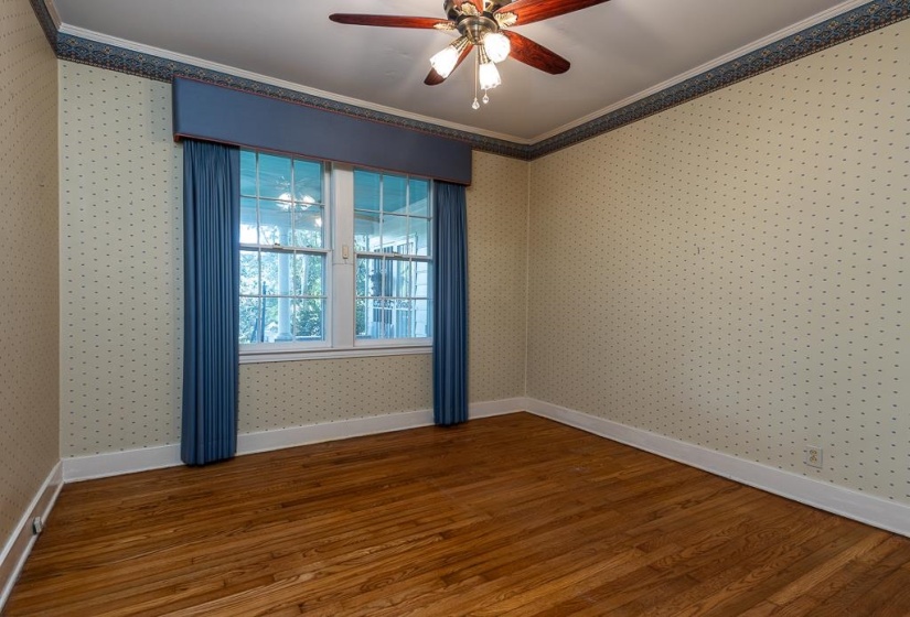 8643 POPLAR PIKE, Germantown, Tennessee 38138, 5 Bedrooms Bedrooms, 11 Rooms Rooms,3 BathroomsBathrooms,Residential,For Sale,POPLAR,10221221