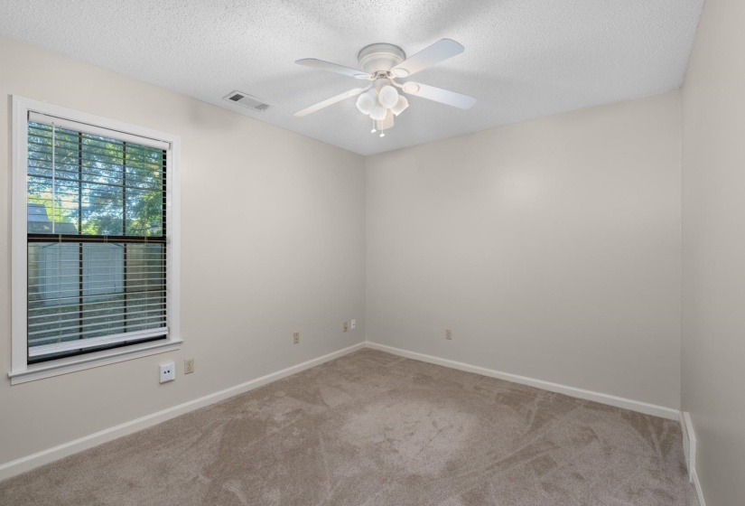 3846 THISTLE KNOLL CV, Bartlett, Tennessee 38135, 4 Bedrooms Bedrooms, 8 Rooms Rooms,2 BathroomsBathrooms,Residential,For Sale,THISTLE KNOLL,10221223