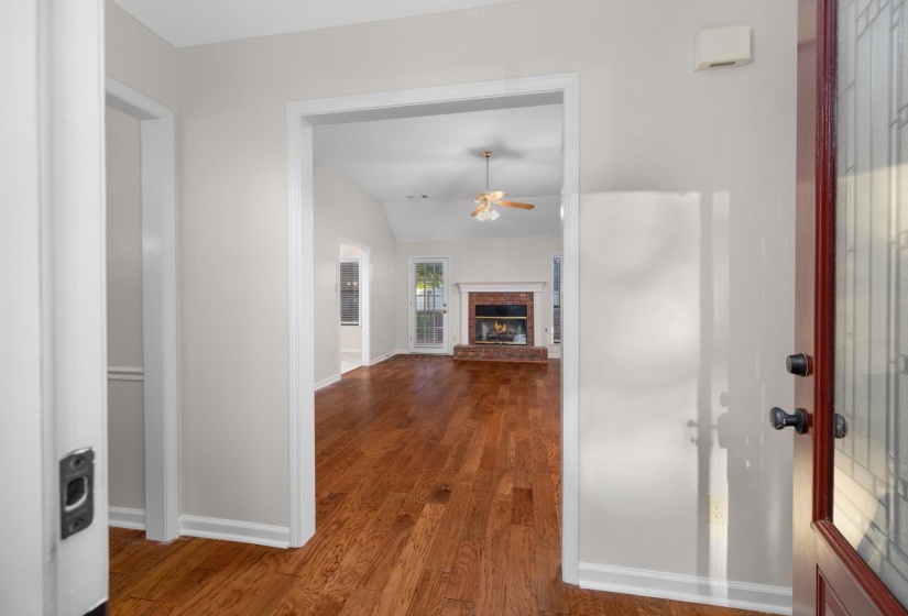 3846 THISTLE KNOLL CV, Bartlett, Tennessee 38135, 4 Bedrooms Bedrooms, 8 Rooms Rooms,2 BathroomsBathrooms,Residential,For Sale,THISTLE KNOLL,10221223