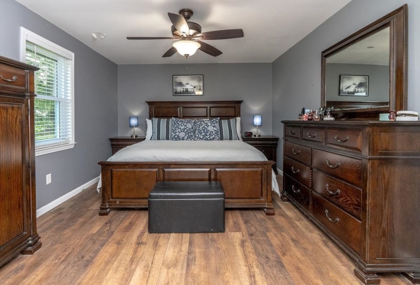 5355 HIGHWAY 70 HWY, Mason, Tennessee 38049, 3 Bedrooms Bedrooms, 5 Rooms Rooms,2 BathroomsBathrooms,Residential,For Sale,HIGHWAY 70,10221226