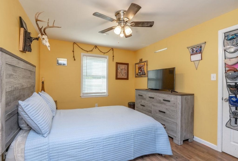 5355 HIGHWAY 70 HWY, Mason, Tennessee 38049, 3 Bedrooms Bedrooms, 5 Rooms Rooms,2 BathroomsBathrooms,Residential,For Sale,HIGHWAY 70,10221226