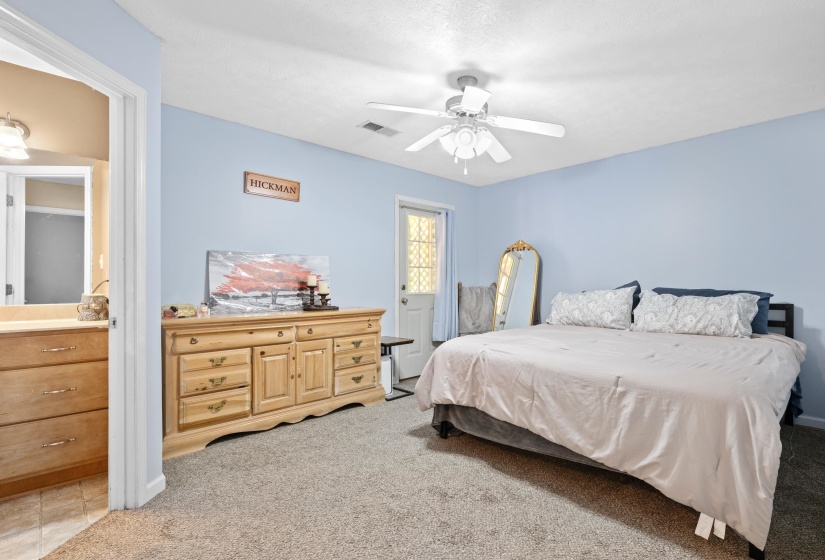 323 LAXTON LN, Munford, Tennessee 38058, 4 Bedrooms Bedrooms, 7 Rooms Rooms,3 BathroomsBathrooms,Residential,For Sale,LAXTON,10221229