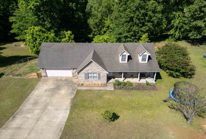 323 LAXTON LN, Munford, Tennessee 38058, 4 Bedrooms Bedrooms, 7 Rooms Rooms,3 BathroomsBathrooms,Residential,For Sale,LAXTON,10221229
