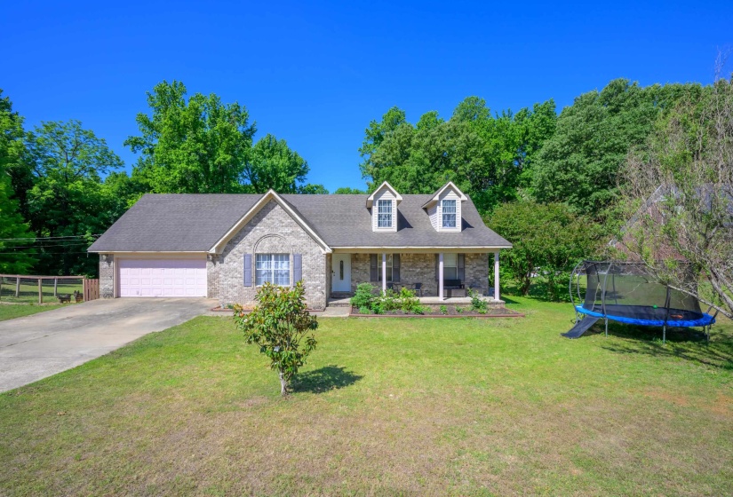 323 LAXTON LN, Munford, Tennessee 38058, 4 Bedrooms Bedrooms, 7 Rooms Rooms,3 BathroomsBathrooms,Residential,For Sale,LAXTON,10221229