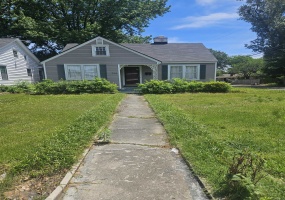 736 HOLLY ST, Memphis, Tennessee 38112, 3 Bedroom Bedrooms, 6 Room Rooms,1 BathroomBathrooms,Residential,For Sale,HOLLY,0,10221235