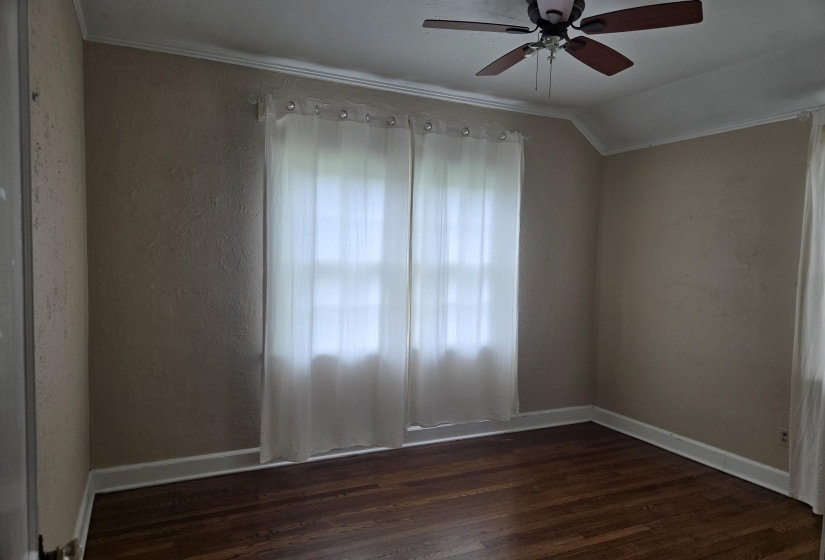 736 HOLLY ST, Memphis, Tennessee 38112, 3 Bedroom Bedrooms, 6 Room Rooms,1 BathroomBathrooms,Residential,For Sale,HOLLY,0,10221235