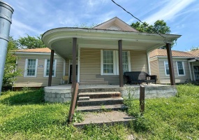 212 LEATH ST, Memphis, Tennessee 38105, 3 Bedrooms Bedrooms, 5 Rooms Rooms,1 BathroomBathrooms,Residential,For Sale,LEATH,10221238 212 LEATH ST, Memphis, Tennessee 38105, 3 Bedrooms Bedrooms, 5 Rooms Rooms,1 BathroomBathrooms,Residential,For Sale,LEATH,10221238